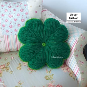 Crochet clover leaf cushion  pattern - clover pillow - photo tutorial