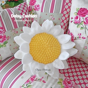 Crochet Flower Cushion - Daisy Cushion - Daisy pillow - crochet tutorial - crochet pattern photo tutorial