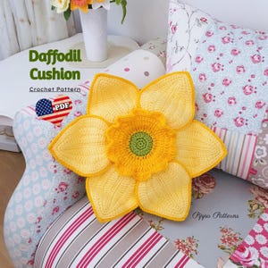 Crochet Daffodil Cushion Pattern: Flower Pillow Photo Tutorial (PDF Pattern)