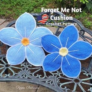 Forget Me Not Flower Cushion Crochet Pattern (PDF Download)