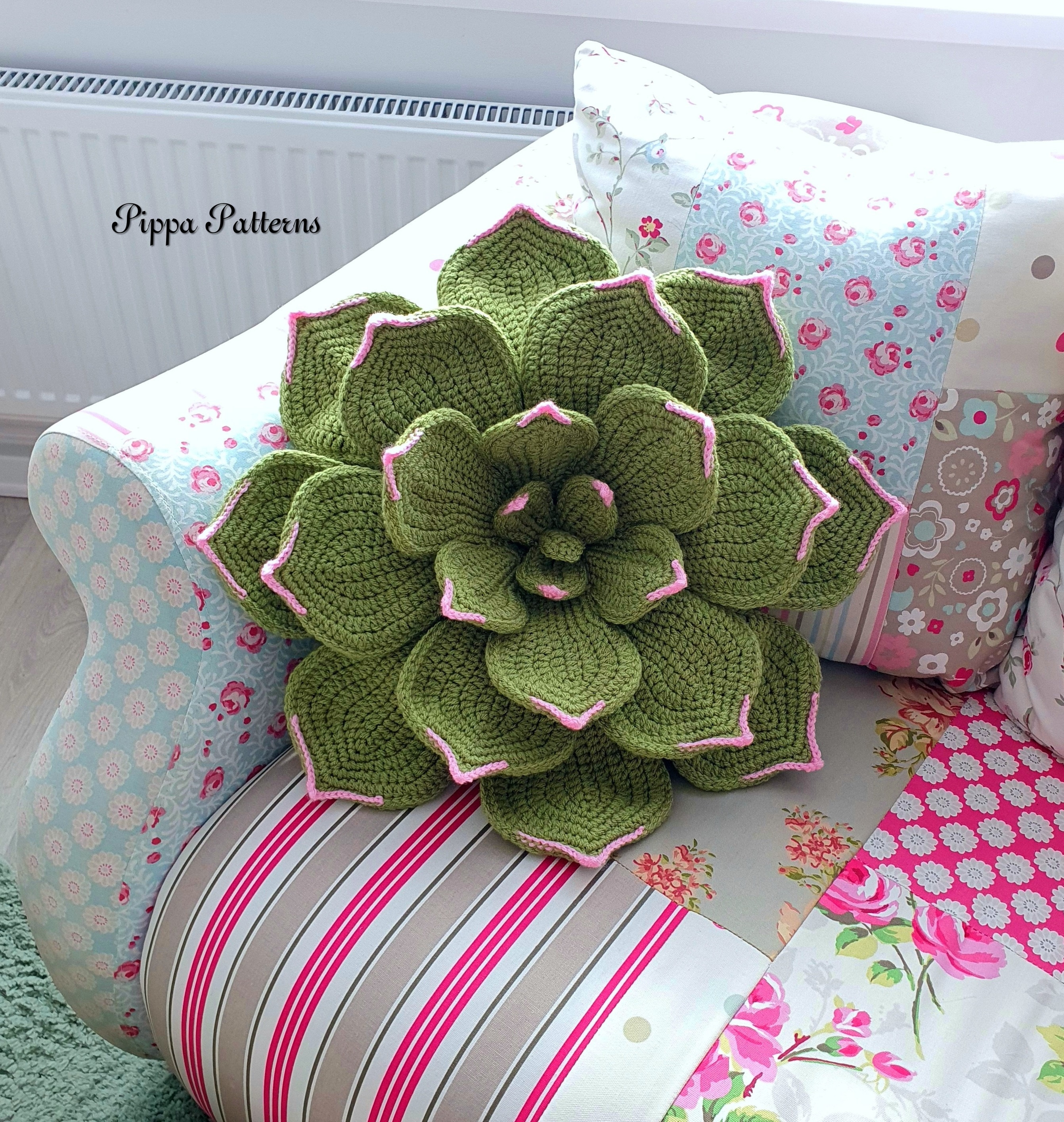 Hen & Chicks Crochet Cushion Pattern: Succulent Pillow Photo Tutorial (PDF  Pattern) - Etsy