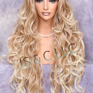 Perruque de cheveux humains mélangée résistante à la chaleur, partie libre, bouclés longs, blond fraise, ombré cancer/alopécie/cosplay