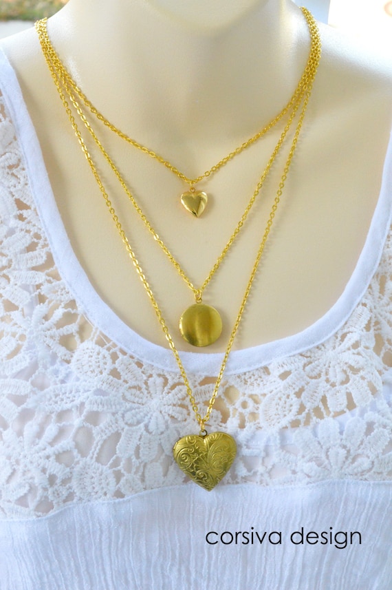 Short chain with on sale pendant