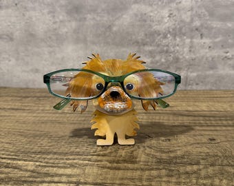 Pekingese Eyeglass Holder   ***Please note shipping times***