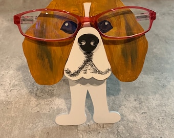 Beagle Eyeglass holder  ***Please Note Shipping Times Before Ordering!**
