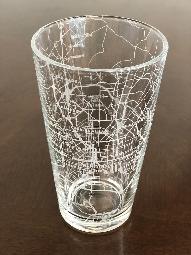 OrSomethingShop Urban City Map Beer Glass