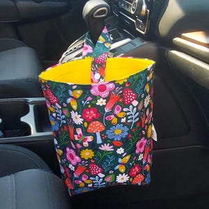 Car trash bag, Waterproof Lined with hook and loop closure - Car accessories
