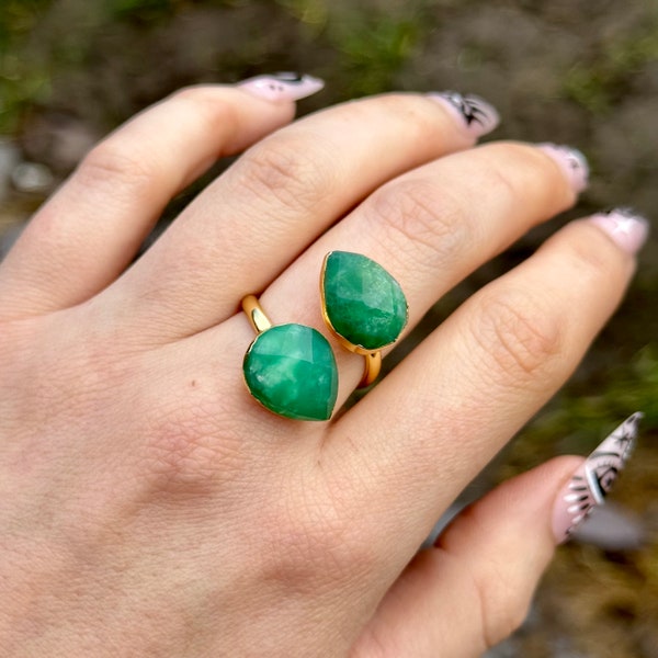 Chrysoprase adjustable ring Crystal healing natural Stone  - Abundance, Prosperity, Heart Chakra, Sacral Chakra Support