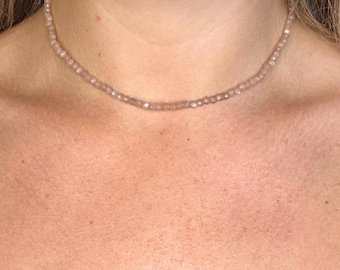 Sunstone Choker Necklace: Faceted Crystal Healing Jewellery