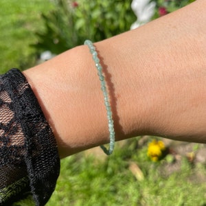 Green aventurine adjustable bracelet minimalist natural stone crystal healing heart chakra