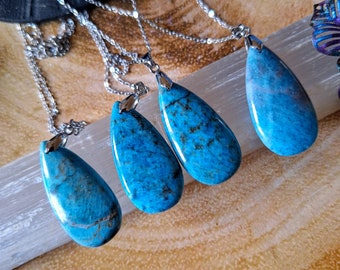 Apatite pendant necklace teardrop crystal healing jewellery gift for him or her witchy jewelry for men or women throat chakra