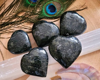 Nuummite heart crystal healing natural Stone witchy home decor gift