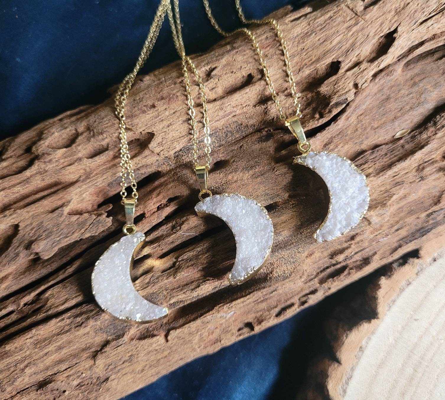 Druzy Quartz Moon Crystal Necklace Sparkly Pendant Creativity