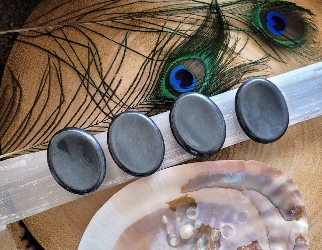 Black worry stone deals