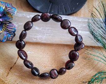 Pulsera de pepita de granate rojo regalo de joyería de piedras preciosas hecho a mano para él o ella