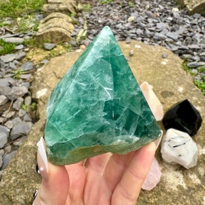 Imperfect Crystals, Cheap Damaged Half Polished Towers, Natural Stones, Sea Green Fluorite, Smoky Quartz, Sheen Obsidian, Clear Quartz green fluorite 339g