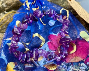 Break That Curse Spell Bag with Amethyst, Tigers Eye, Lavender, Rose Petals, Nettle, Amethyst Chip Bracelet