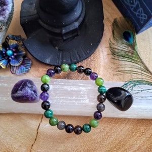 Weisses Armband Hexe Curse Breaking Kristall aus Amethyst, Jade, Malachit, Rauchquarz & Obsidian, sowie Amethyst und Apachen Tumbles Bild 8