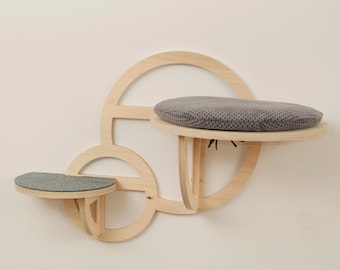 Estantería Bubble Cat con escalón: Muro de escalada moderno de abedul