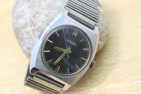 vintage mechanical wristwatches Raketa, men's watches, working order