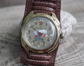 Vintage Military men's watch, Original army Wrist Watches Wostok Komandirskie, working order, Manual winding, tank watch face