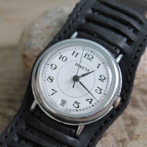men&#39;s wristwatches Raketa, mechanical wristwatches, y2y watch, minimalism watch, working order,  Manual winding, Date calendar, leather band