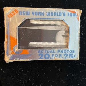 Antique prints, Antique memorabilia, &quot;1939 Worlds Fair Mini Picture Set&quot;