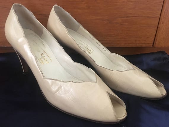 Vintage Bruno Magli pumps - image 2