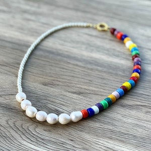 Eliou Necklace, Harry Syles Necklace, Eliou Billie, Half Pearl Necklace, Glass Bead Necklace, Freshwater Pearl Necklace, Eliou, Harry Styles