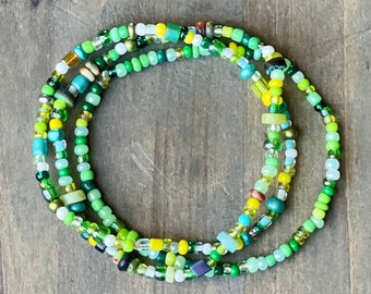 Bracelet Vintage Années 60 - Perles Cuivre émail Vert, Extensible, Bijou Fantaisie Unisexe