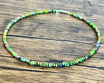 Heishi Halskette, Jaspis Perlen Halskette, Strand Schmuck, kleine Stein Choker, Surfer Halskette, Edelstein, grüne Stein Halskette, natürliche Jaspis
