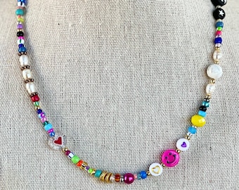 mismatched necklace, rainbow beaded necklace, random bead necklace, y2k beaded necklace, y2k necklace, 90s necklace, 1990s necklace
