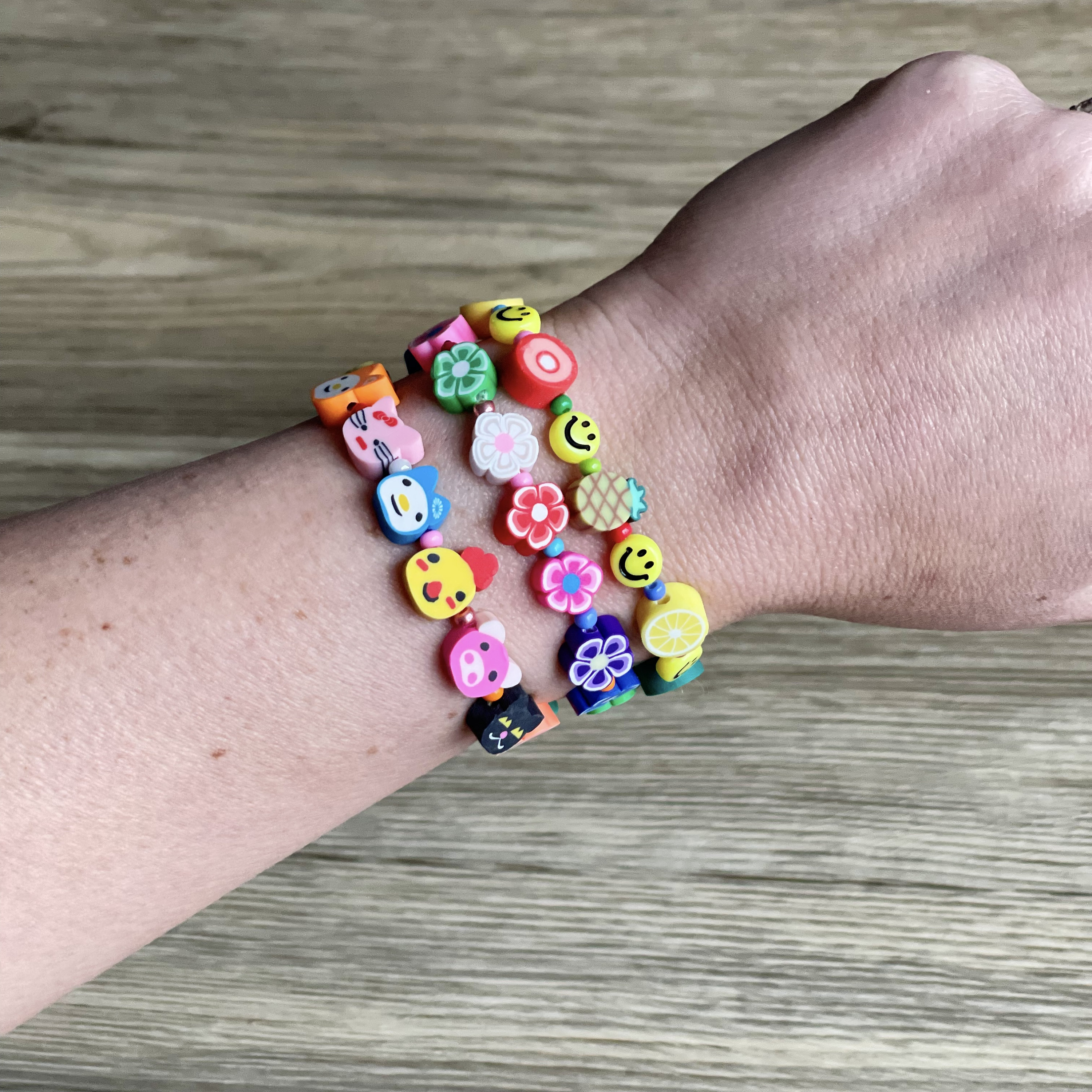 7230+ Perles Heishi 6mm Pour Bracelet, 24 Couleurs + Smiley ! C'est Parfait Pour Créer Des Bijoux Fun Et Colorés !