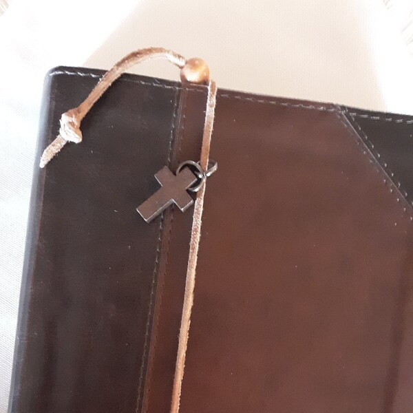 GENUINE LEATHER ADJUSTABLE Wood Cross Charm Bookmark Original Unique Design Stays in Place Won't Fall Out  Fits Books Up to 24cm in Height