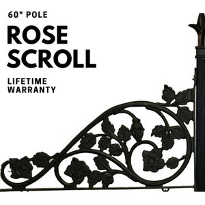Puede incluir: Tubo de metal negro de 152,4 cm con un dise&ntilde;o decorativo de desplazamiento de rosas. El desplazamiento est&aacute; hecho de hierro fundido y presenta un patr&oacute;n floral detallado. El tubo est&aacute; dise&ntilde;ado para montar un buz&oacute;n u otra se&ntilde;alizaci&oacute;n exterior.  "ROSE SCROLL" y "LIFETIME WARRANTY" est&aacute;n impresos en la imagen.