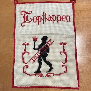 German Potholder Pocket, Topflappen, Vintage 1940s, Chimney Sweep, Embroidered, Gothic Script