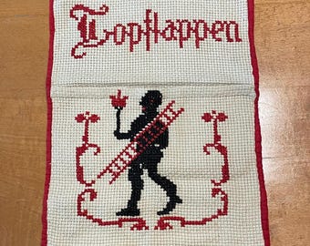 German Potholder Pocket, Topflappen, Vintage 1940s, Chimney Sweep, Embroidered, Gothic Script
