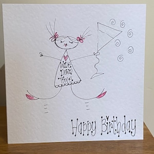 Cartão de aniversariante desenhado e ilustrado à mão. Tempo de descanso do vinho. Pode ser personalizado.