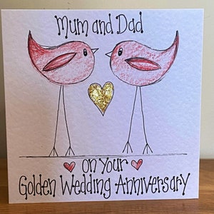 Carte d'anniversaire de mariage d'or de maman et de papa. Dessiné à la main. Fait main. Personnalisé