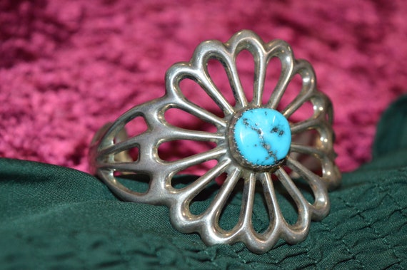 Old Pawn Sand Cast Sterling Silver Turquoise Cuff… - image 6