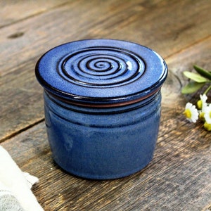 Small jar – Pottery small flat lid jar, 650 ml ceramic jar, Pottery crock, Canister set, Ceramic, Stoneware, Handmade, Wheel thrown