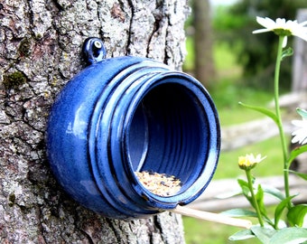 Bird feeder – Pottery wall bird feeder, Hanging bird feeder, Bird bottle, Garden decoration, Ceramic, Stoneware, Handmade, Wheel thrown