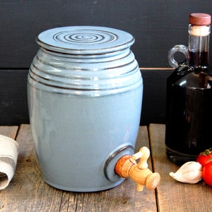 Vinegar crock - Pottery vinegar jar, 3,5L vinegar crock, Kombucha crock, Water dispenser, Ceramic, Stoneware, Handmade, Wheel thrown