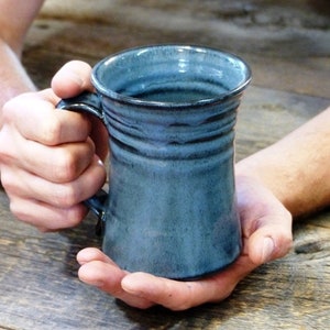 Coffee mug – Pottery large hourglass shaped coffee mug, 450 ml pottery mug, Large coffee cup, Ceramic, Stoneware, Handmade, Wheel thrown