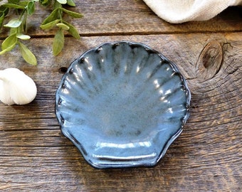 Plato de concha – Plato de concha de vieira de cerámica, Plato de 14,5 cm, Plato para anillos, Reposacucharas, Jabonera, Cerámica, Gres, Hecho a mano, Laminado en losa