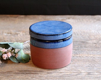 Cremation urn - Pottery small ashes urn, 45 cubic inch urn, Human or pet remains lidded jar, Ceramic, Stoneware, Handmade, Wheel thrown