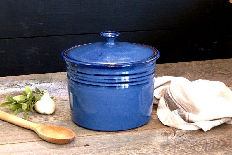 Large jar Pottery large straight lidded jar, 3,5 L cookie jar, Pottery crock, Canister set, Ceramic, Stoneware, Handmade, Wheel thrown Blue