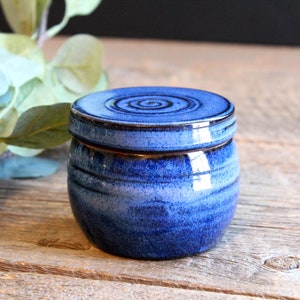 Cremation urn - Pottery mini ashes urn, 15 cubic inch, Human or pet, Rustic mini ash lidded jar, Ceramic, Stoneware, Handmade, Wheel thrown