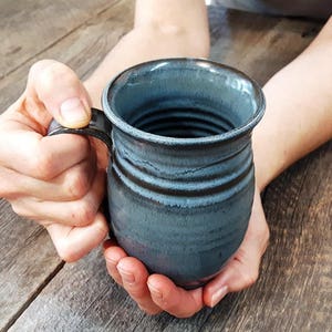 Coffee mug – Pottery large rounded coffee mug, 475 ml pottery mug, Large coffee cup, Ceramic, Stoneware, Handmade, Wheel thrown