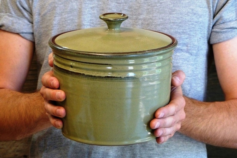 Large jar Pottery large straight lidded jar, 3,5 L cookie jar, Pottery crock, Canister set, Ceramic, Stoneware, Handmade, Wheel thrown Green